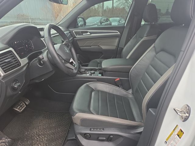 2023 Volkswagen Atlas Cross Sport 3.6L V6 SEL Premium R-Line
