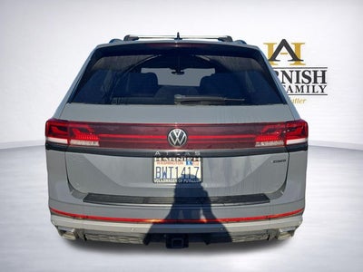 2024 Volkswagen Atlas 2.0T Peak Edition SEL
