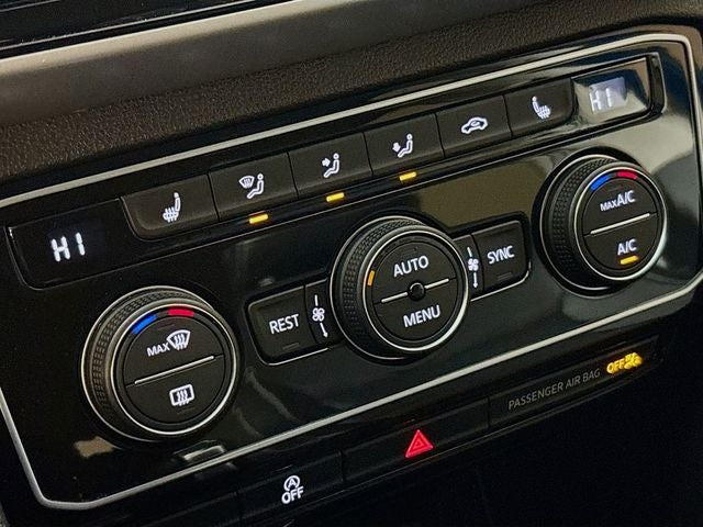 2022 Volkswagen Atlas 3.6L V6 SE w/Technology