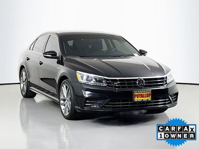 2017 Volkswagen Passat 1.8T R-Line