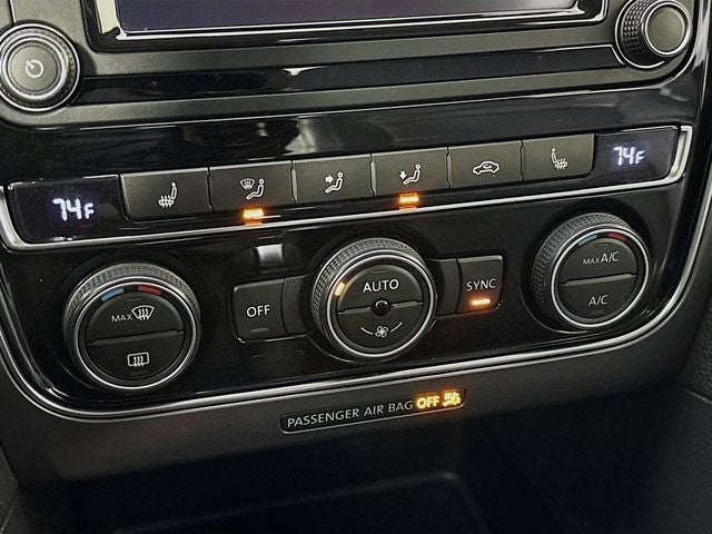 2017 Volkswagen Passat 1.8T R-Line