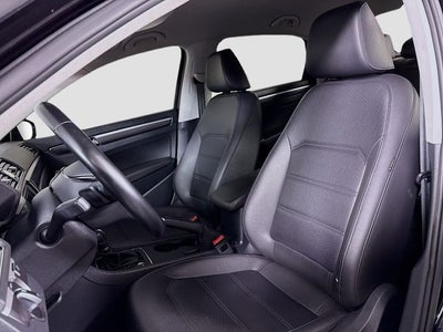 2017 Volkswagen Passat 1.8T R-Line