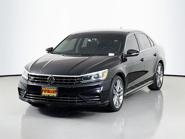 2017 Volkswagen Passat 1.8T R-Line