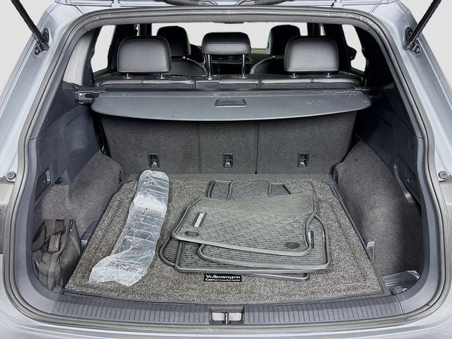 2021 Volkswagen Tiguan 2.0T SE R-Line Black