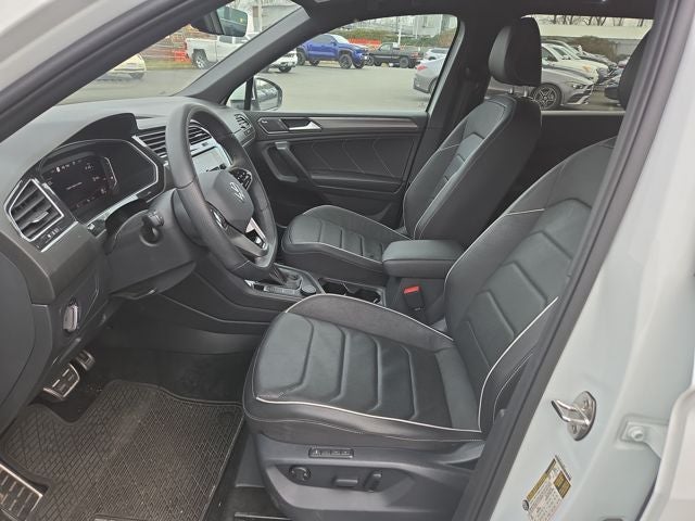 2024 Volkswagen Tiguan 2.0T SEL R-Line