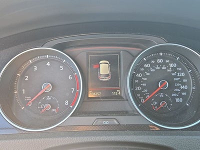 2017 Volkswagen Golf GTI Sport