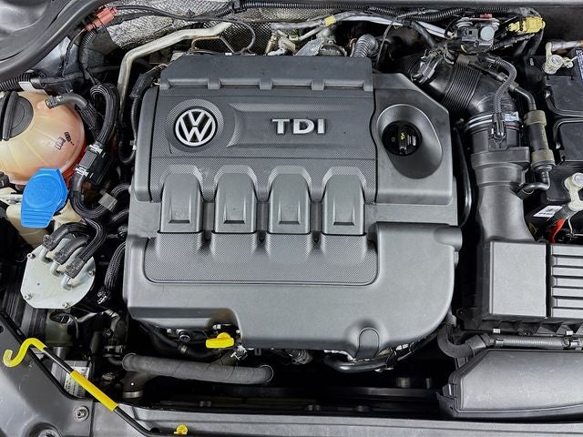 2015 Volkswagen Jetta 2.0L TDI SE w/Connectivity