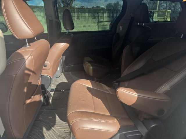 2017 Toyota Sienna XLE 7 Passenger