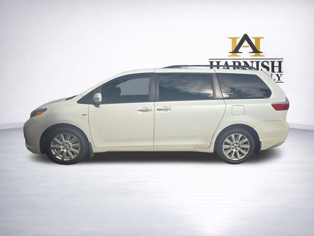 2017 Toyota Sienna XLE 7 Passenger