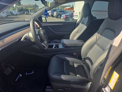 2024 Tesla Model Y Long Range