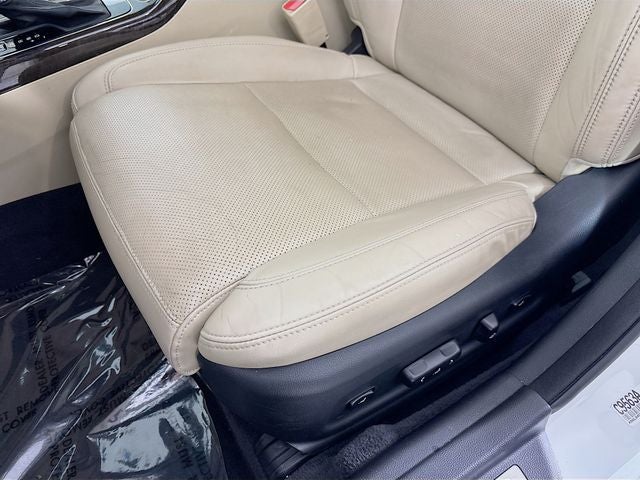 2016 Kia Cadenza Premium