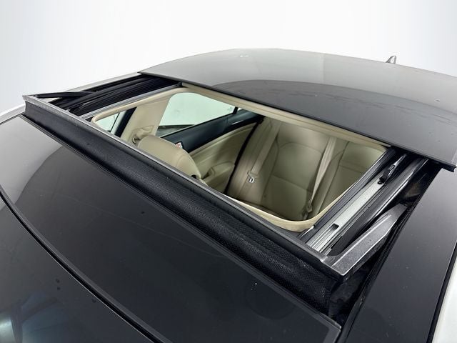 2016 Kia Cadenza Premium