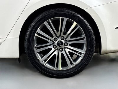 2016 Kia Cadenza Premium