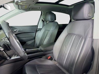 2022 Audi e-tron Sportback S line Premium quattro