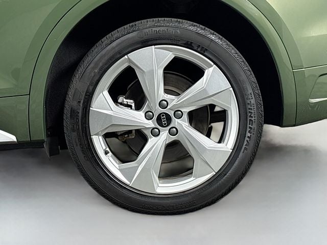 2022 Audi Q5 45 S line Premium quattro
