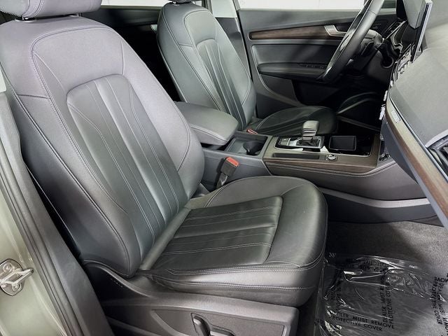 2023 Audi Q5 45 S line Premium quattro