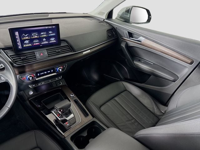 2023 Audi Q5 45 S line Premium quattro