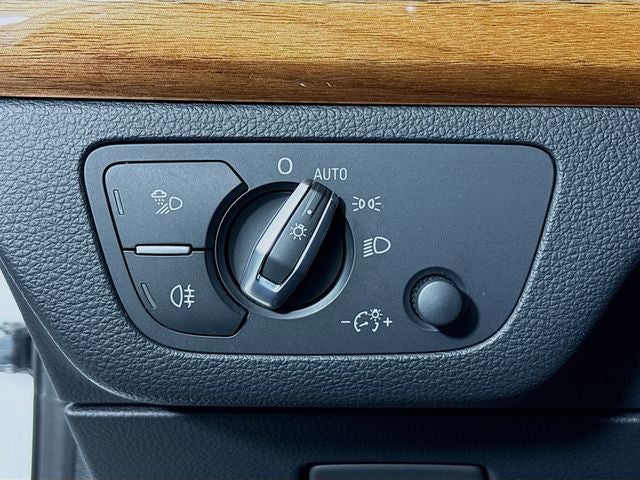 2023 Audi Q5 45 S line Premium Plus quattro