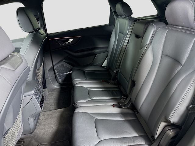 2023 Audi Q7 45 Premium Plus quattro