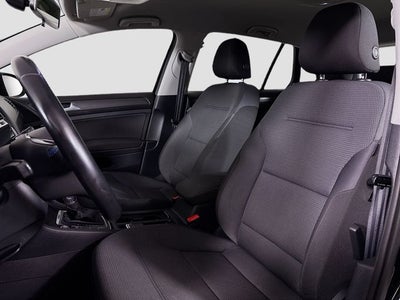 2019 Volkswagen e-Golf SE