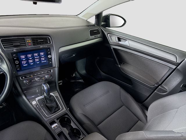 2019 Volkswagen e-Golf SE