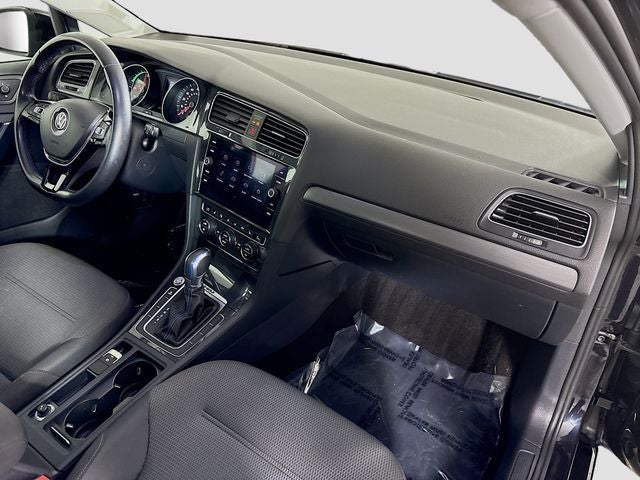 2019 Volkswagen e-Golf SE