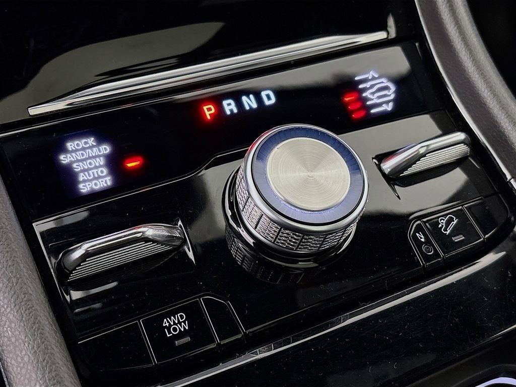 2022 Jeep Grand Cherokee L Overland 4x4