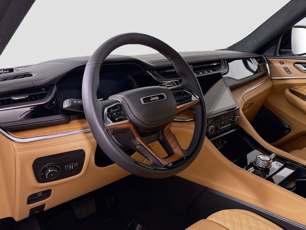 2025 Jeep Grand Cherokee L Summit Reserve 4x4