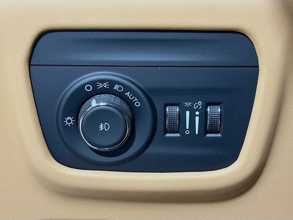 2025 Jeep Grand Cherokee L Summit Reserve 4x4