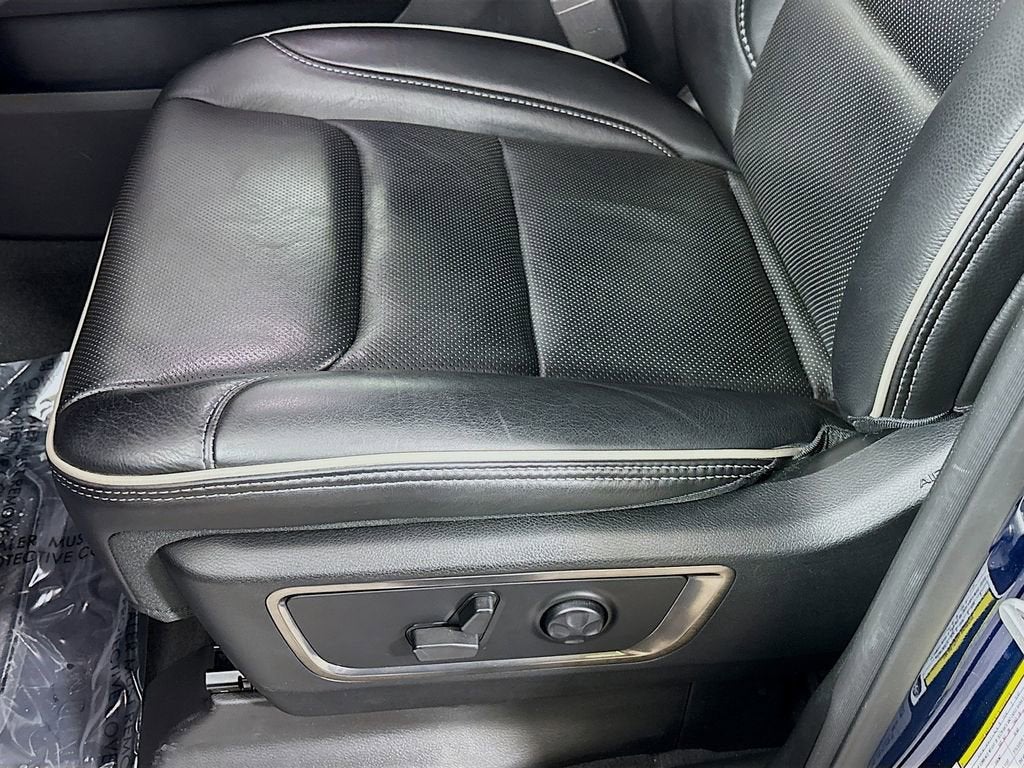 2021 RAM 1500 Limited Crew Cab 4x4 5'7" Box