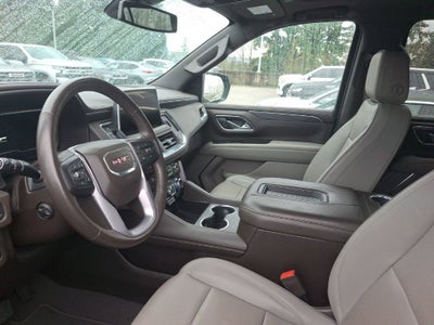 2022 GMC Yukon XL SLT