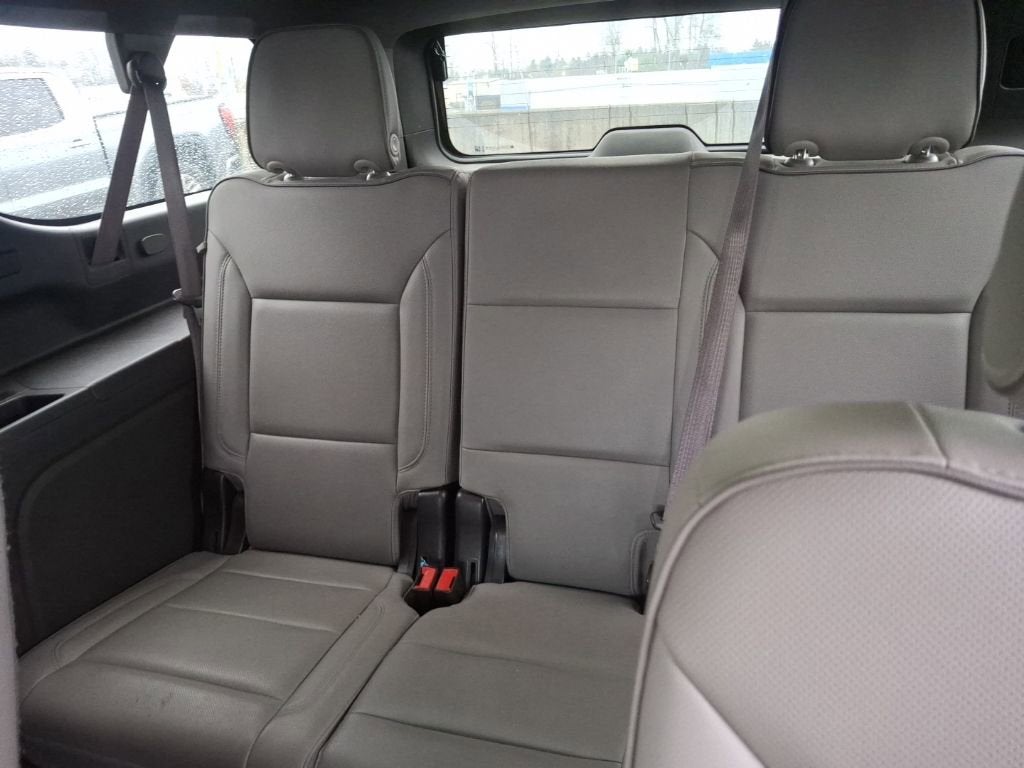 2022 GMC Yukon XL SLT