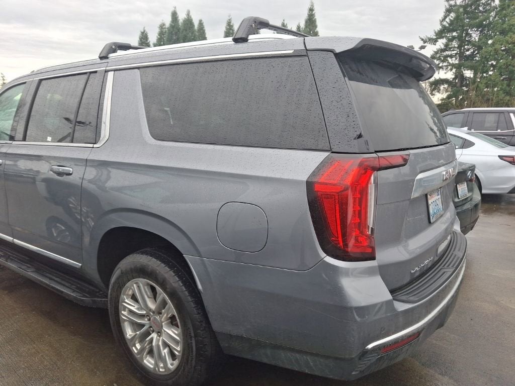 2022 GMC Yukon XL SLT