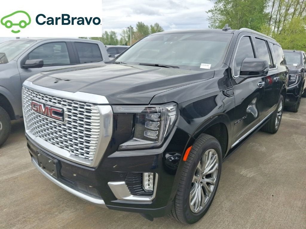 2023 GMC Yukon Denali AWD's photo