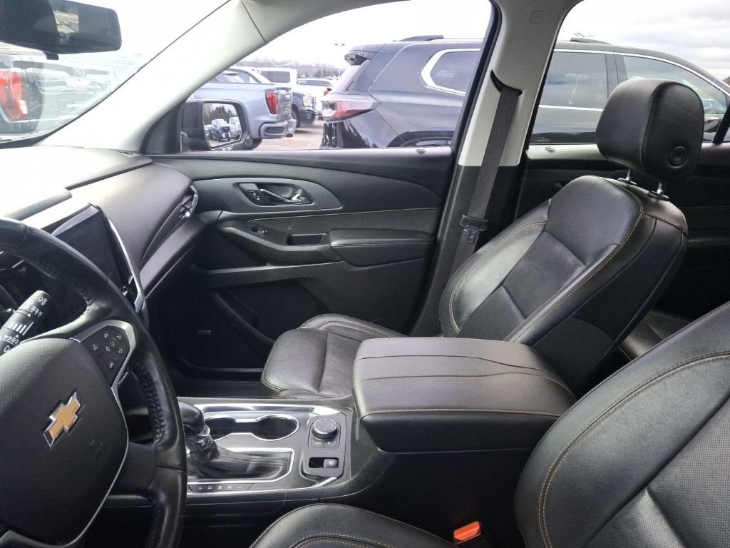 2021 Chevrolet Traverse Premier