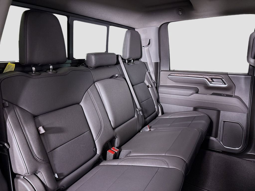 2025 GMC Sierra 3500 HD SLT