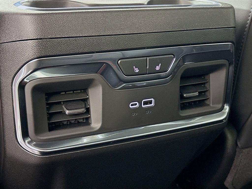 2025 GMC Sierra 3500 HD SLT