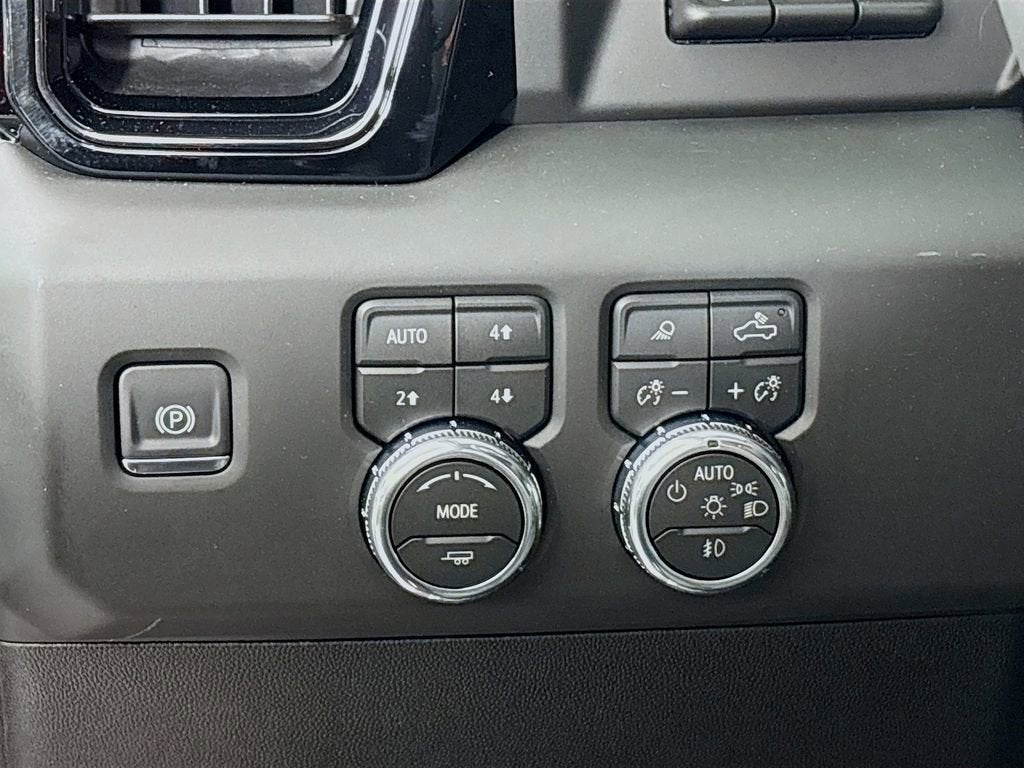 2026 GMC Sierra 3500 HD AT4