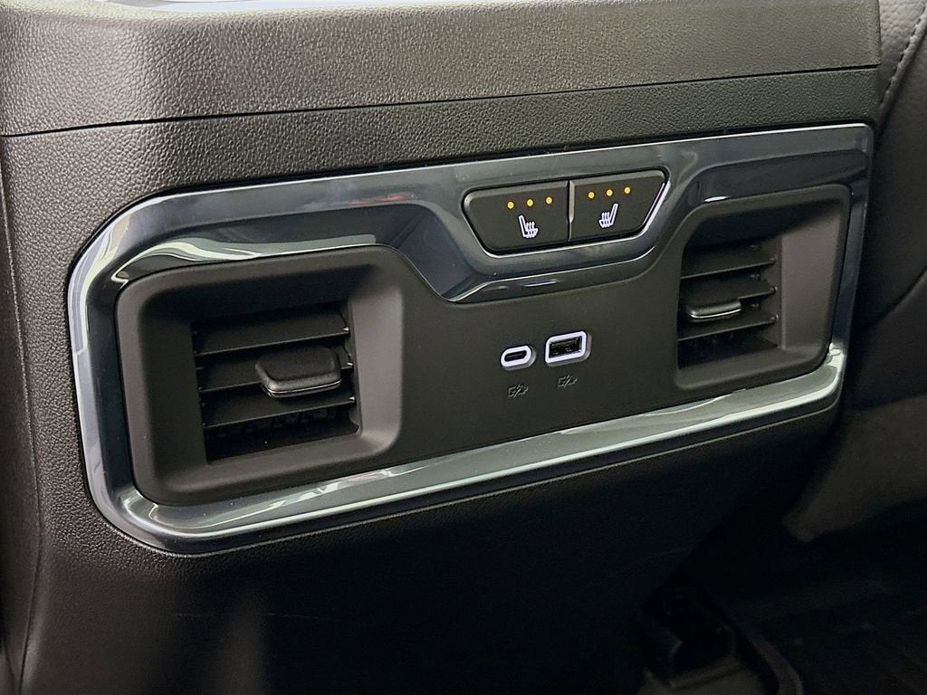 2025 GMC Sierra 3500 HD Denali