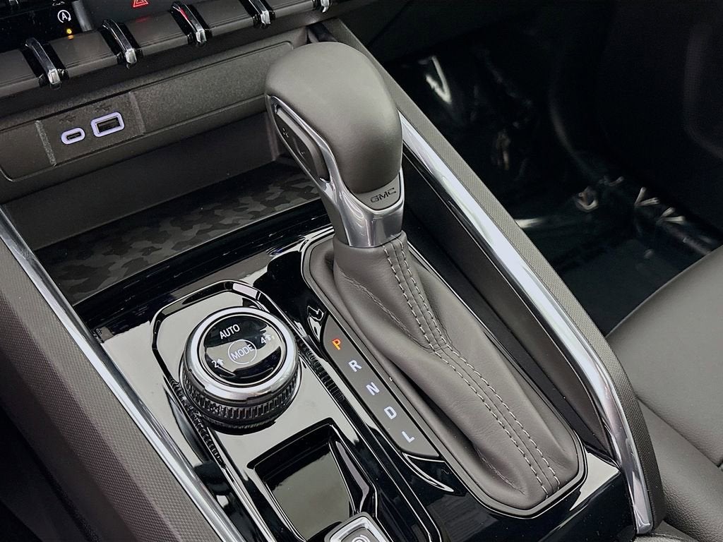 2025 GMC Canyon Elevation