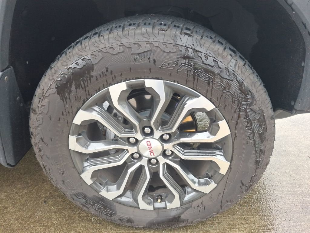 2025 GMC Canyon Denali