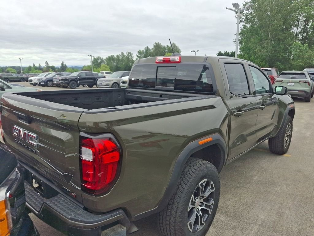 2023 GMC Canyon AT4
