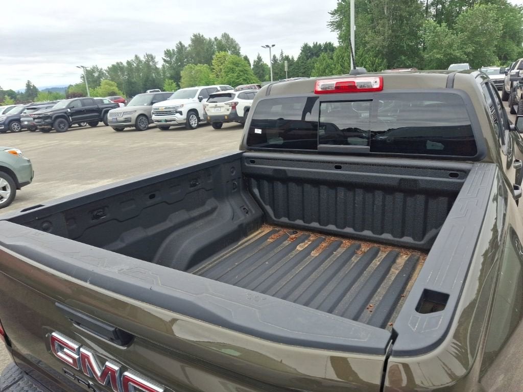 2023 GMC Canyon AT4