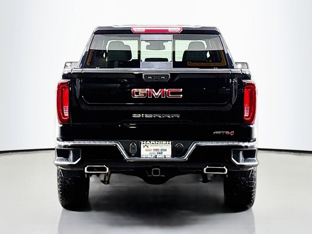 2022 GMC Sierra 1500 AT4