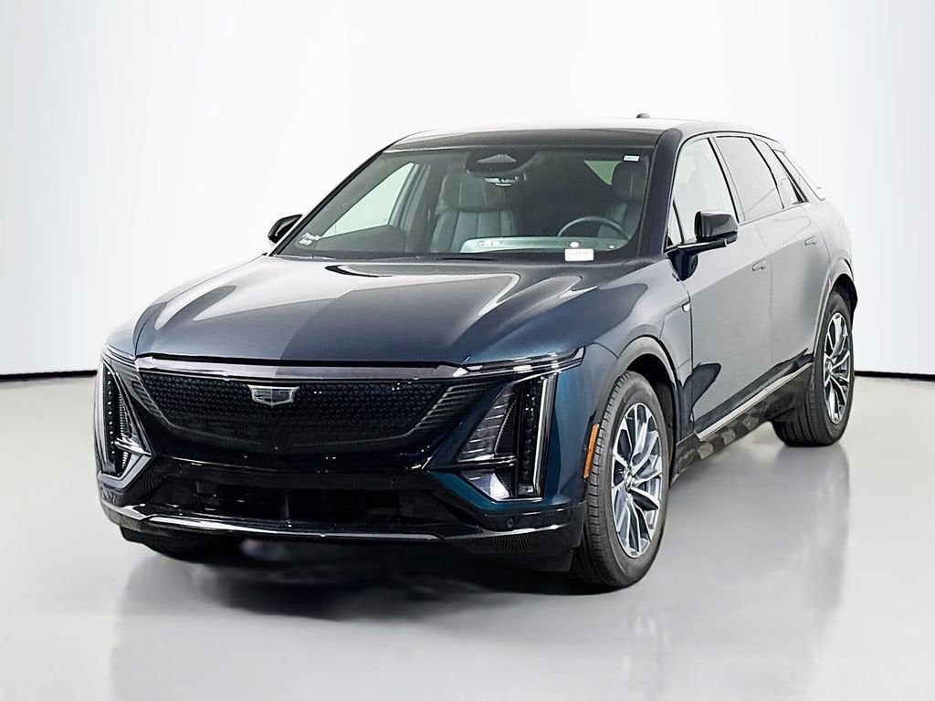 2024 Cadillac LYRIQ Sport 2