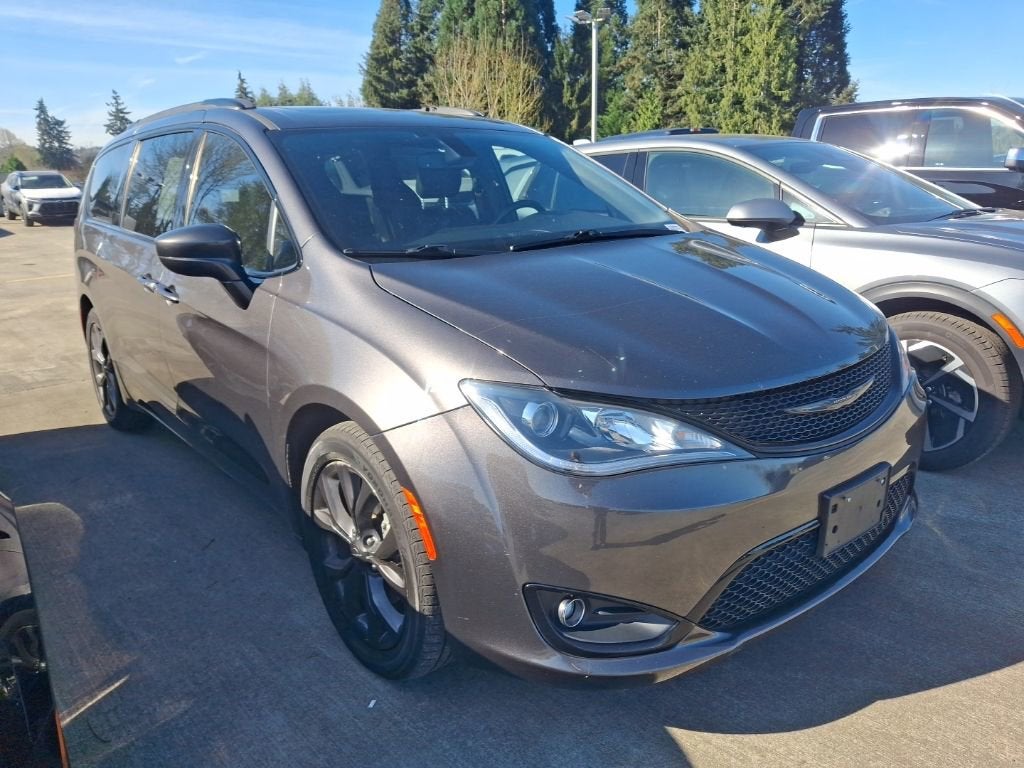 2019 Chrysler Pacifica Touring L Plus