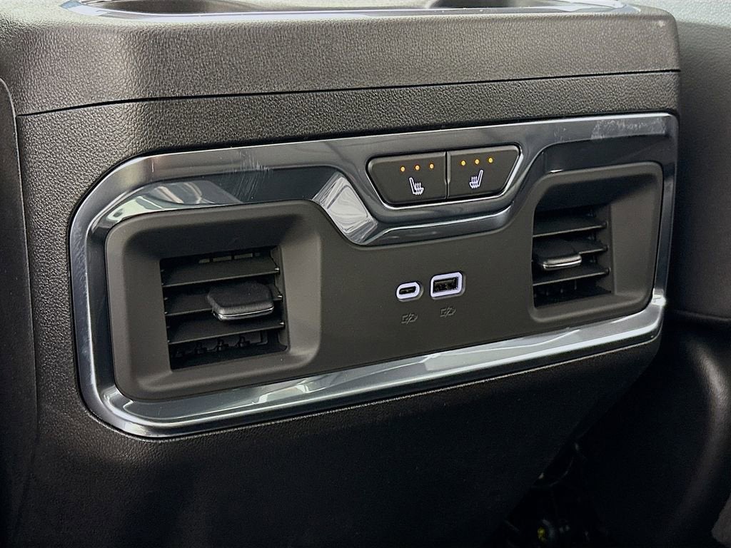 2025 Chevrolet Silverado 3500 HD High Country