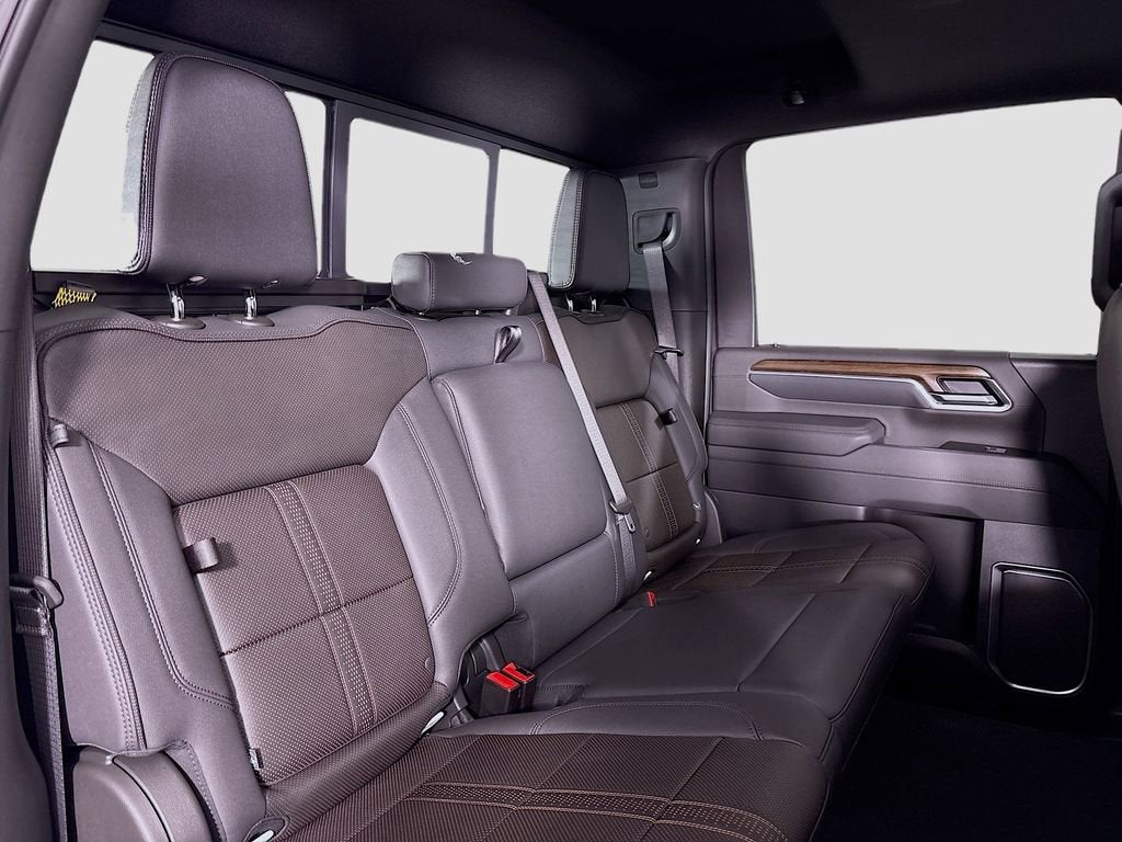 2025 Chevrolet Silverado 3500 HD High Country