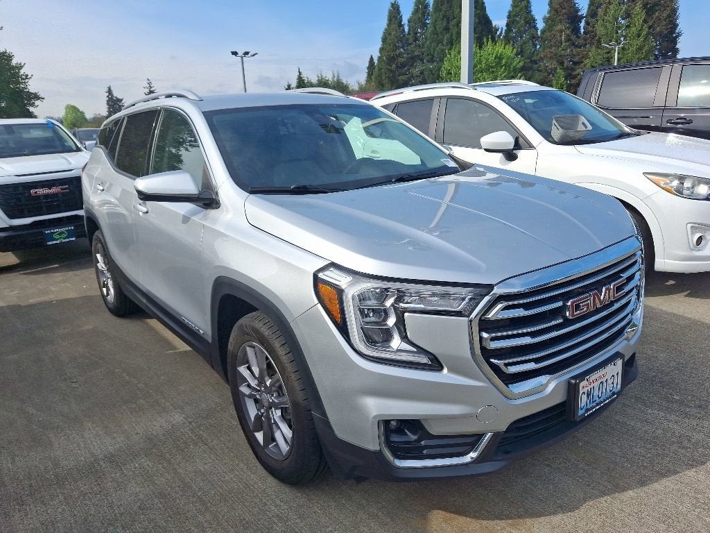 2022 GMC Terrain SLT