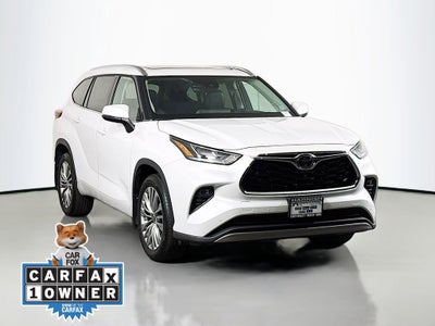 2022 Toyota Highlander Platinum